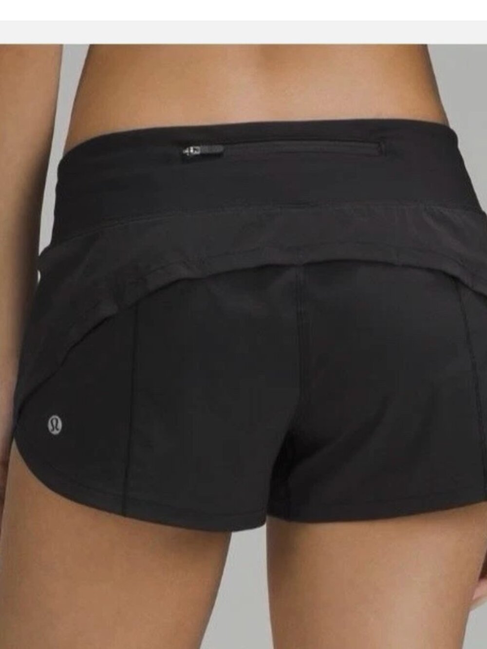 LULULEMON Speed Up Low-Rise Lined Short 2.5" size 8